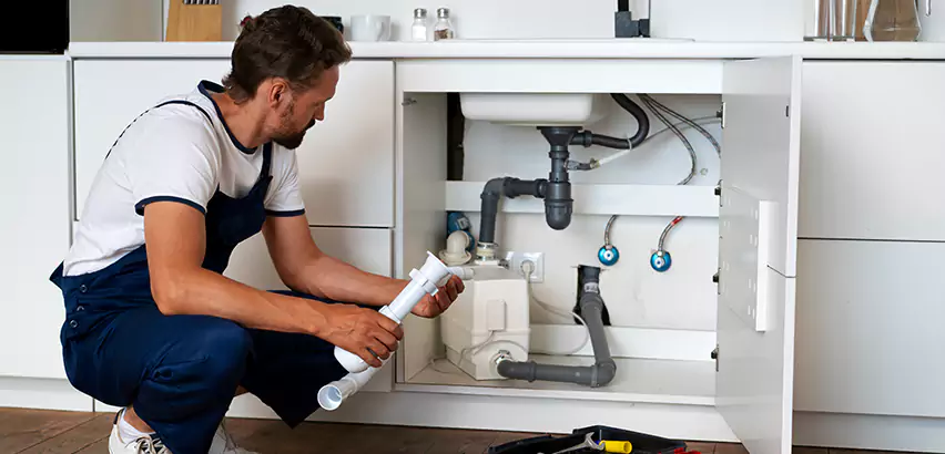 Plumbers for Frozen Pipes in Bergenfield